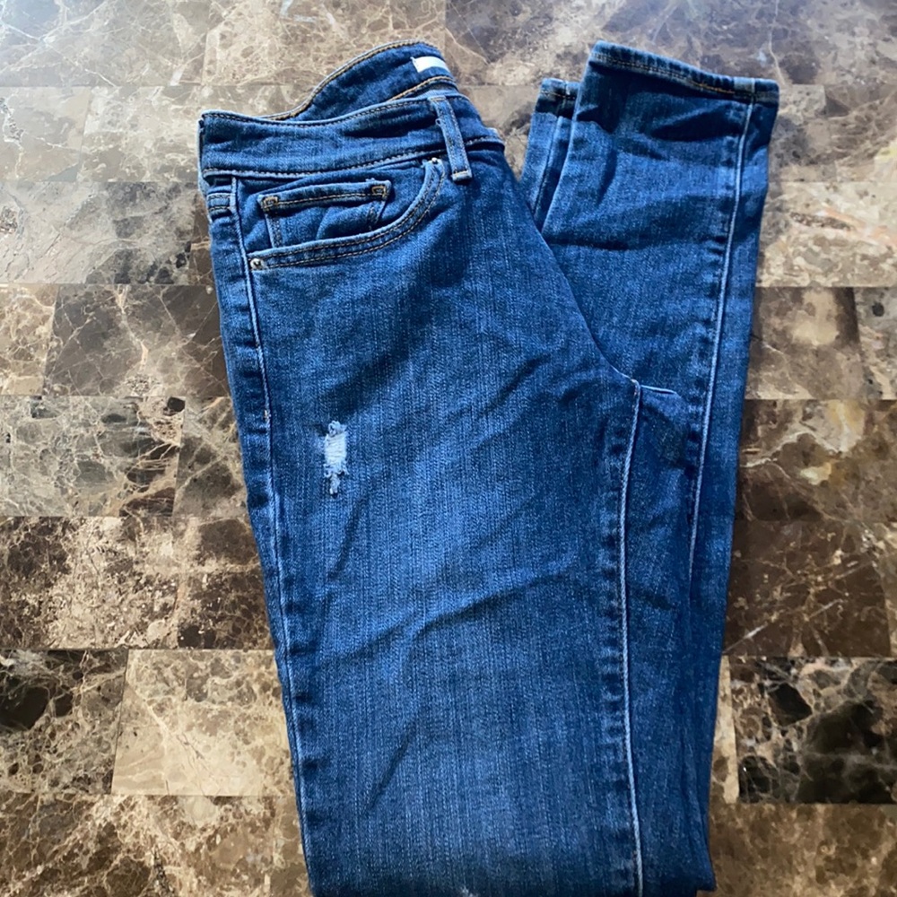 Levi Dark Blue Distressed Jeans